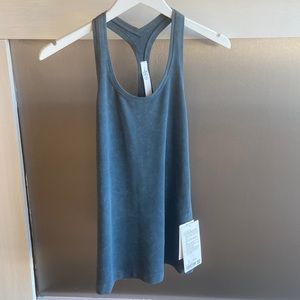 Lululemon Cool Racerback Dye- size 6